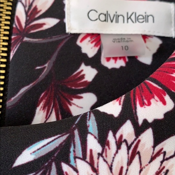 Calvin Klein Floral Dress - Picture 2 of 4